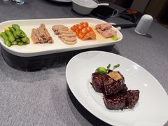 -HOMES上海本帮菜(襄阳公园店)
