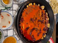 -六婶老火锅(交通大学直营店)