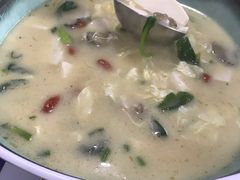 生蚝豆腐汤-威海渔村(静安旗舰店)