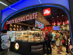 -王权免税店(普吉机场店)