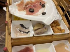 -香麒园·过桥米线·南湖雅宴
