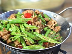 -芦茨金富饭庄·25年老字号·专做稻草鸡