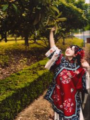 -一揽芳华汉服旗袍体验馆(拙政园店)