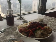 -东方豪景花园酒店·怡景旋转餐厅