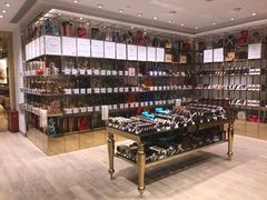 零售区-VENCHI 闻绮(北京国贸商城店)