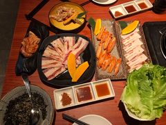 黑毛猪猪五花-山之屋炭火烧肉·生啤畅饮(大朗万科中央公园店)