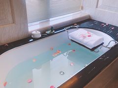 -茂名熹龙国际大酒店(人民广场高铁站店)