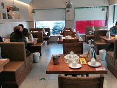 大堂-胡氏大盘鸡新疆菜(石岗店)