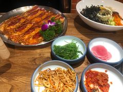 -明洞阿姨·韩式酱蟹烤肉·创意料理(三元桥店)