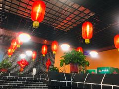 大堂-小火炕铁锅炖鱼