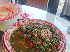 -牟记江湖重庆地标特色菜鱼蛋海鲜羊蝎子(巴南区黑金冠十多年好店)