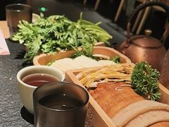 -盡膳口福跷脚牛肉火锅(国贸商城店)