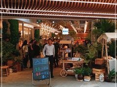 门面-老乡鸡(上海白玉兰广场店)