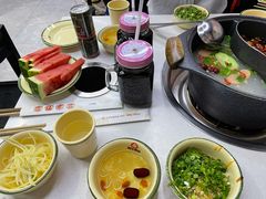 -俭让佬妈现卤串串(温江总店)