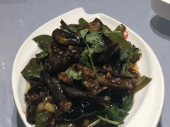 -六泰居·尔滨地标·东北菜(黄河路店)