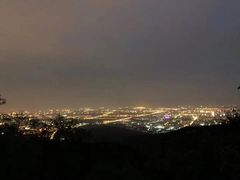 -鬼笑石后山停车场