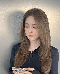 -一東造型烫发染发