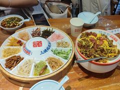 -怪噜范·老贵阳街头名小吃(鸿通城店)