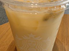 -星巴克(上海汇锦里店)