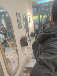 -梵汐造型·接发烫染专业店