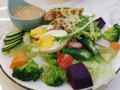 -丽莎沙拉轻食餐厅(国贸店)