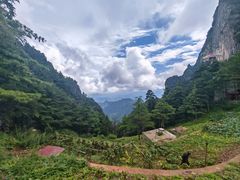 -秦岭天竺山生态文化旅游景区