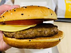 双层安格斯厚牛芝士堡-麦当劳(军博店)