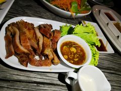 猪颈肉-自然餐厅(Phuket)