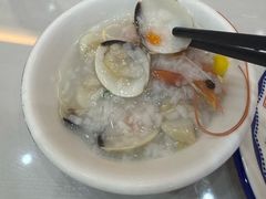 -覃记海鲜美食餐厅