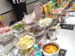 -百品聚旋转火锅(万德庄店)