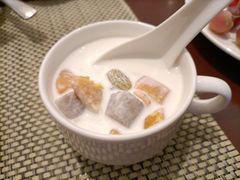-南湖名都·景湖轩全日制餐厅·海鲜自助·东南亚风味·临湖而食