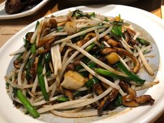 银牙炒鳝丝-荣小馆(杭州大厦店)