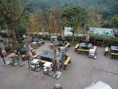 -楠柏弯休闲山庄(梨花溪店)