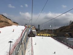 -采薇庄园四季滑雪场