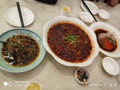 -鼎记酒楼(雁南一路店)