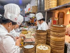 -馋三尺蟹粉小笼(人民广场店)