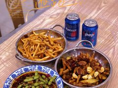 -江城燕子大排档(江汉路步行街店)