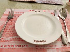 餐具摆设-华梅西餐厅(哈尔滨中央大街店)