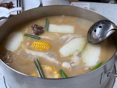 -肥仔文澳门猪骨煲(南京西路店)