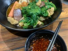 -万记麻辣烫国展总店