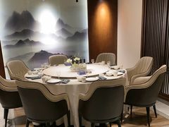 -毛家饭店·30年融合新湘菜(汉峪金谷店)