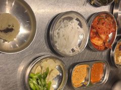 -哈哈碳都·牛肋条无限自助烤肉(台江万达店)