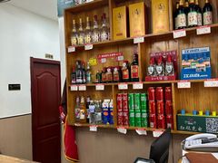 -湖南人家湘菜馆(镇江路店)