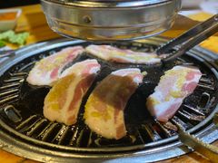 -唯成•韩国炭火烤肉 유성고기