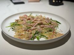 酸姜捞手撕文昌鸡-炳胜私厨(万象前海店)