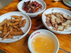 -老鼎万春卤菜(五代传承创始老店)
