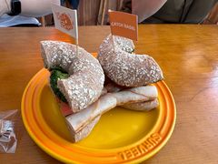 -Catch Bagel(芳草地店)