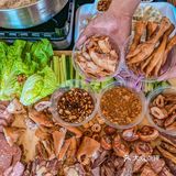 不用飞东北也能吃到正宗的东北卤菜啦🍖