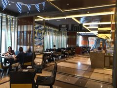 大堂-大中华希尔顿酒店-念自助餐·嗨啤·小龙虾