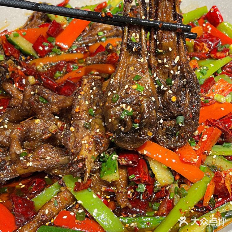 成都蕞正宗的自贡菜🌶️鱼蛋好绝！！